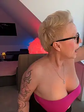 Snapshot of German_Milf chatting on November 8, 2025, 1:47 pm German Milf online show from November 8, 2025, 1:47 pm