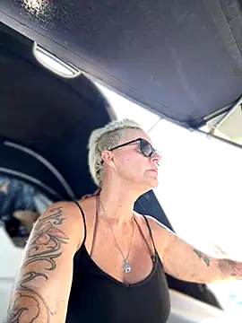 Snapshot of German_Milf chatting on September 12, 2025, 10:59 am German Milf online show from September 12, 2025, 10:59 am