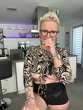 Snapshot of German_Milf chatting on March 20, 2025, 2:21 pm German Milf online show from March 20, 2025, 2:21 pm