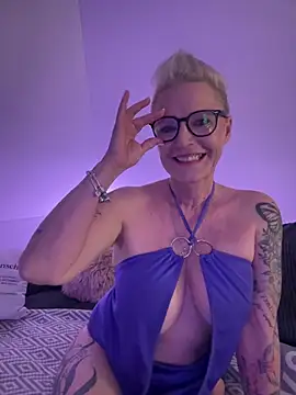 Snapshot of German_Milf chatting on March 12, 2025, 6:22 pm German Milf online show from March 12, 2025, 6:22 pm