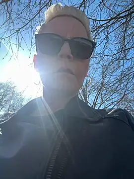 Snapshot of German_Milf chatting on March 18, 2025, 1:01 pm German Milf online show from March 18, 2025, 1:01 pm