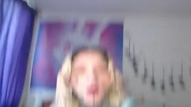 SLOPPYTITSS online show from September 19, 2025, 12:20 pm