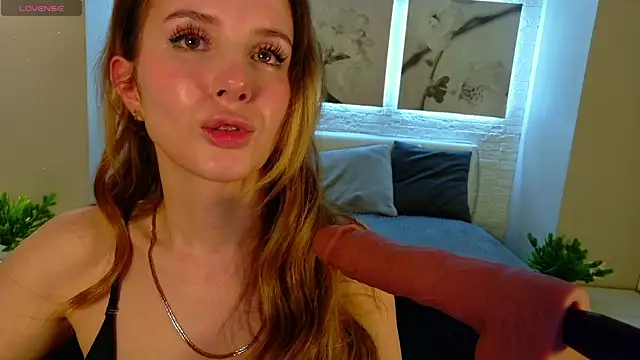 Betty June online show from May 24, 2026, 9:04 pm