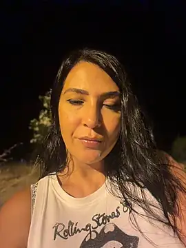Snapshot of Cataleya80 chatting on July 7, 2026, 8:56 pm Cataleya80 online show from July 7, 2026, 8:56 pm