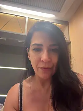 Snapshot of Cataleya80 chatting on April 30, 2026, 10:25 pm Cataleya80 online show from April 30, 2026, 10:25 pm