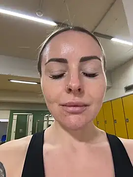 EmaSalis online show from February 14, 2026, 1:22 pm