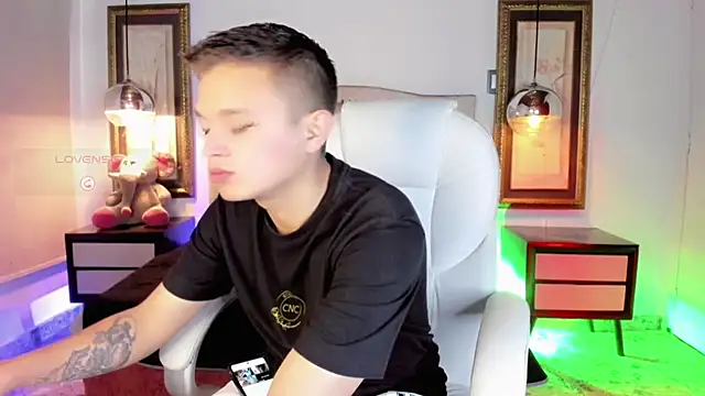 Snapshot of Tim_wolf chatting on November 15, 2025, 8:46 pm Tim wolf online show from November 15, 2025, 8:46 pm