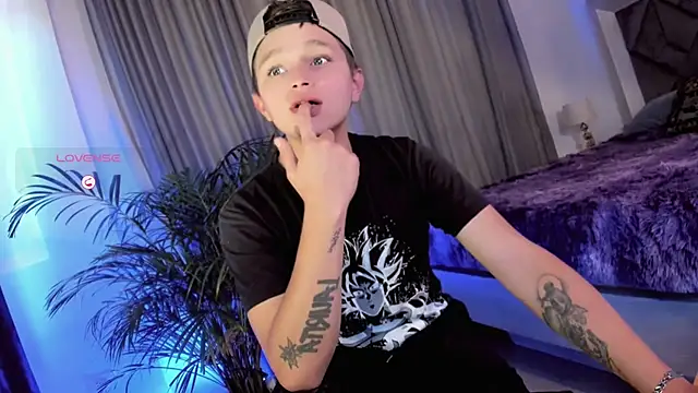 Snapshot of Tim_wolf chatting on September 20, 2025, 9:09 pm Tim wolf online show from September 20, 2025, 9:09 pm