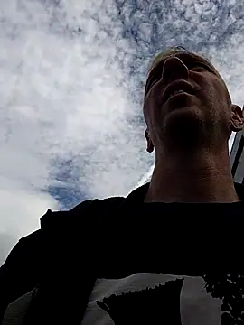 seelengleich online show from October 4, 2025, 12:07 pm