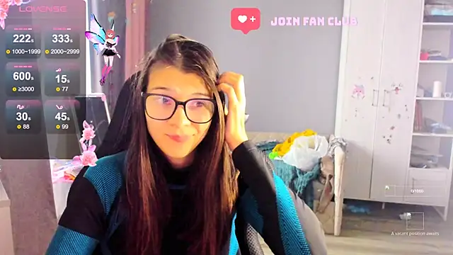 MollyLollipop online show from October 10, 2025, 4:24 am