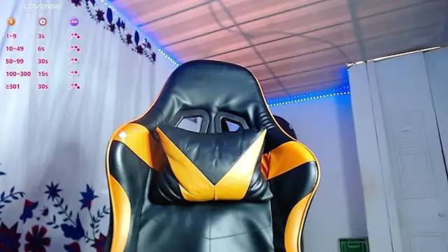 Adam Hudsond online show from December 14, 2025, 1:28 pm