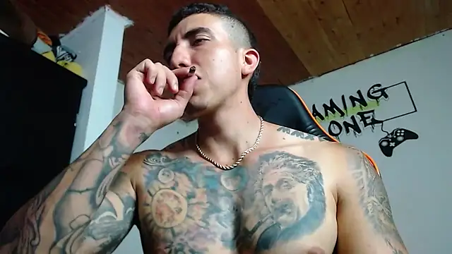 Adam Hudsond online show from February 3, 2025, 11:58 pm