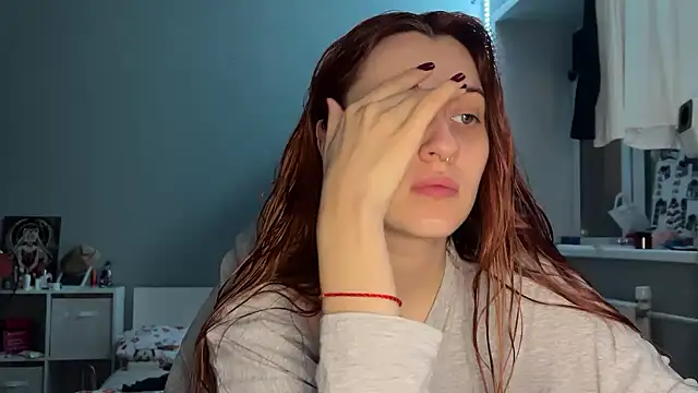 Uniarten online show from October 5, 2025, 6:31 pm