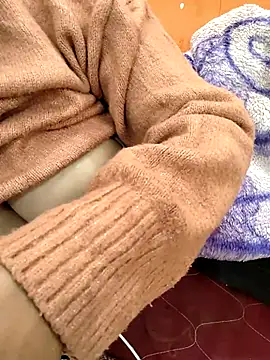 BigBustyRuhi online show from November 19, 2025, 4:23 am