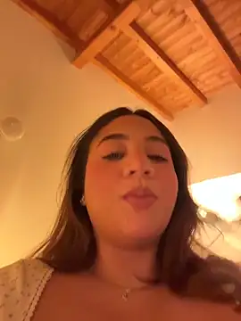 marcimaa online show from April 2, 2026, 11:33 pm