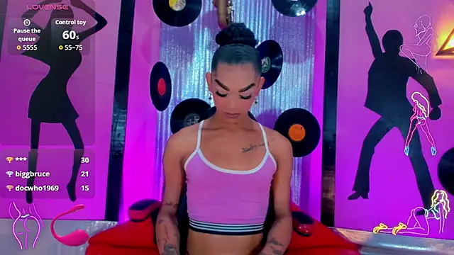 nickyminach  online show from November 1, 2025, 7:30 pm