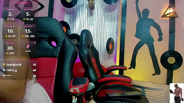 nickyminach  online show from January 9, 2026, 8:27 pm