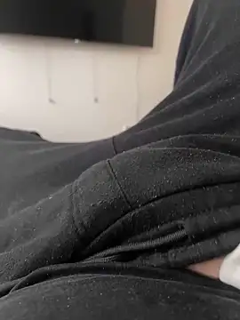 Krasavzi online show from February 12, 2025, 8:27 am