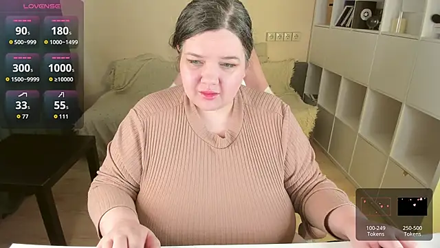 PlumPie online show from September 14, 2025, 10:37 am