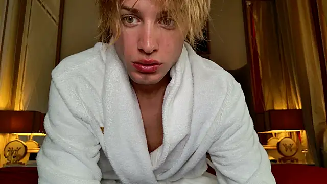 Snapshot of Cryptikov chatting on July 26, 2026, 7:04 am Cryptikov online show from July 26, 2026, 7:04 am