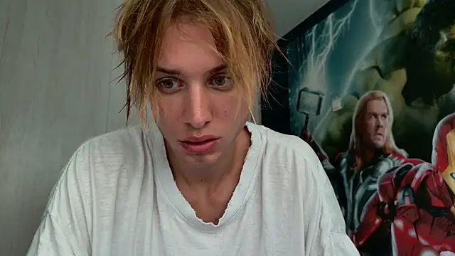 Snapshot of Cryptikov chatting on June 25, 2026, 6:18 am Cryptikov online show from June 25, 2026, 6:18 am