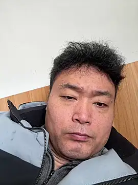 S00 online show from December 18, 2025, 3:55 am