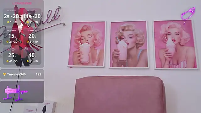 Adele LatinLady online show from April 18, 2026, 7:58 pm