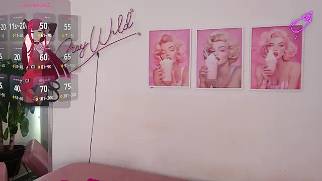 Adele LatinLady online show from April 5, 2026, 5:30 pm