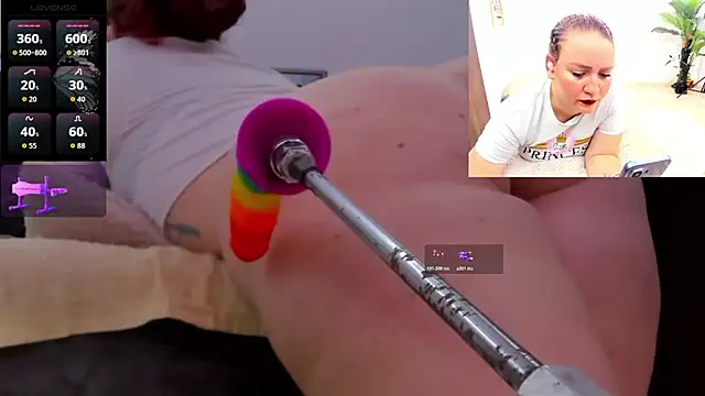 Paulina Davis  online show from February 11, 2026, 1:16 am