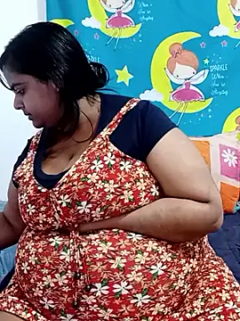 Snapshot of SusanaEshwar chatting on May 4, 2026, 7:06 pm SusanaEshwar online show from May 4, 2026, 7:06 pm