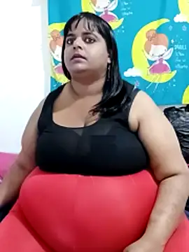 Snapshot of SusanaEshwar chatting on May 8, 2026, 5:06 pm SusanaEshwar online show from May 8, 2026, 5:06 pm