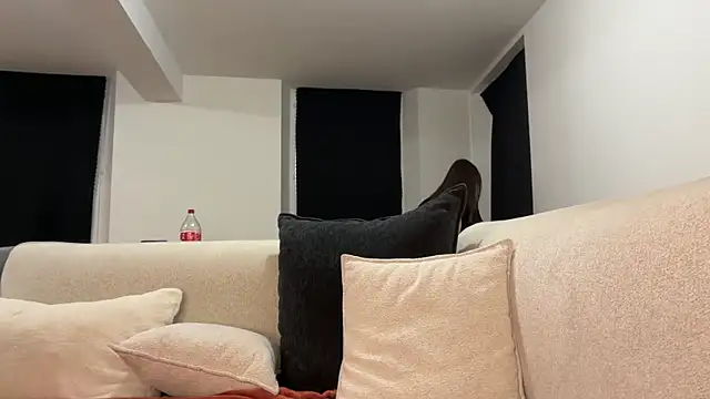 onefire56 online show from November 11, 2025, 6:14 pm