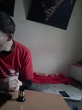 schmidtler35 online show from December 20, 2025, 10:29 am