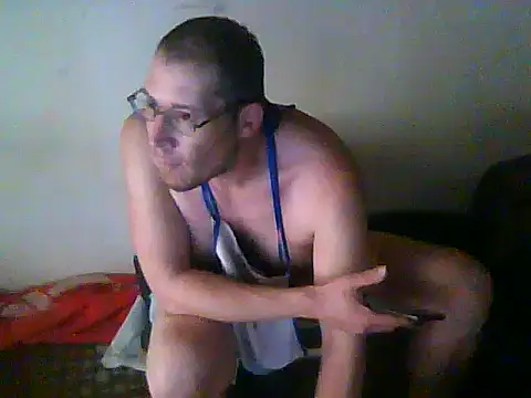 schmidtler35 online show from October 1, 2025, 4:22 pm