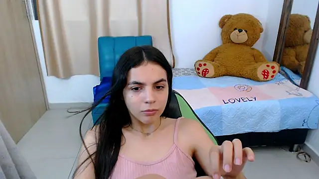  elenna online show from March 22, 2025, 11:42 pm