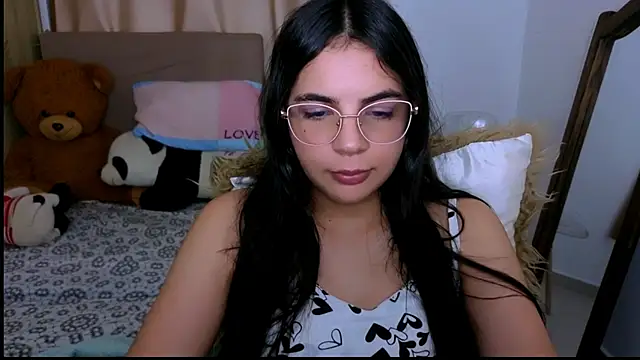  elenna online show from November 26, 2025, 5:24 pm