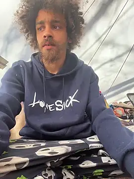 Mrvanillaa online show from April 5, 2026, 9:32 pm