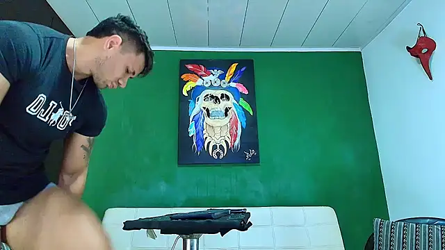 Snapshot of GendersonFit chatting on February 13, 2026, 9:04 pm GendersonFit online show from February 13, 2026, 9:04 pm