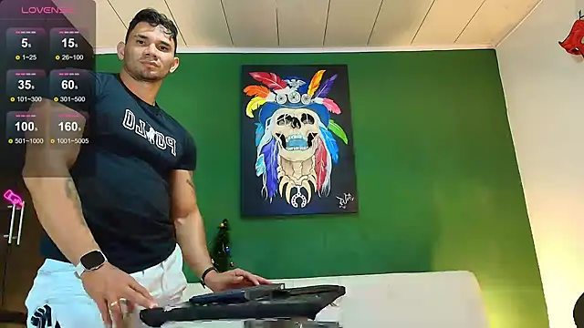 GendersonFit online show from November 17, 2025, 10:25 pm