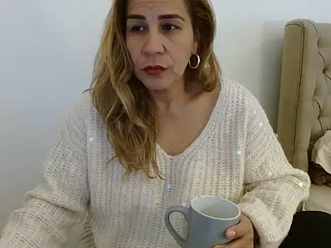 vanessahayeck online show from December 11, 2024, 3:15 pm