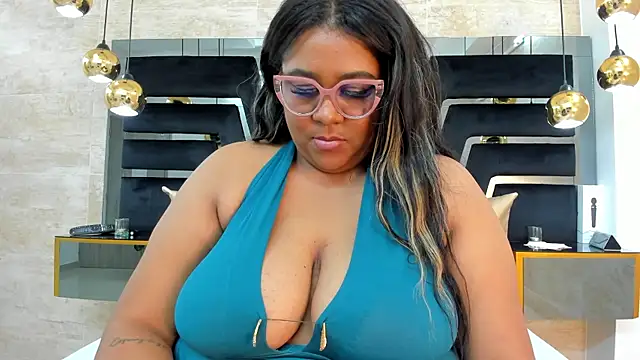 Snapshot of BiancaFollerach chatting on March 8, 2025, 5:54 pm BiancaFollerach online show from March 8, 2025, 5:54 pm