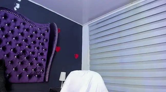 perla7777 online show from March 2, 2025, 3:24 am