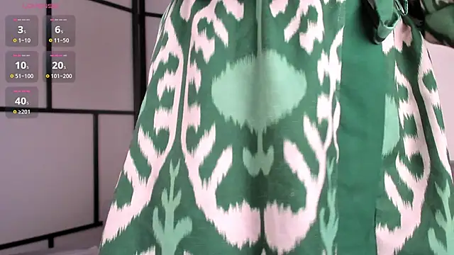 Snapshot of Amber_Foks chatting on November 29, 2025, 7:19 am Amber Foks online show from November 29, 2025, 7:19 am