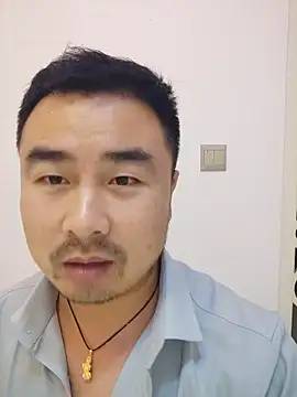 guozuo online show from October 9, 2025, 1:55 pm