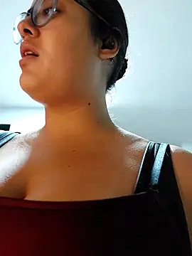 ZabathMiller online show from November 21, 2025, 1:15 am