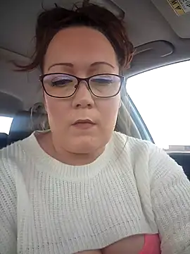 BBWQUEENBEEE online show from January 19, 2025, 8:09 pm