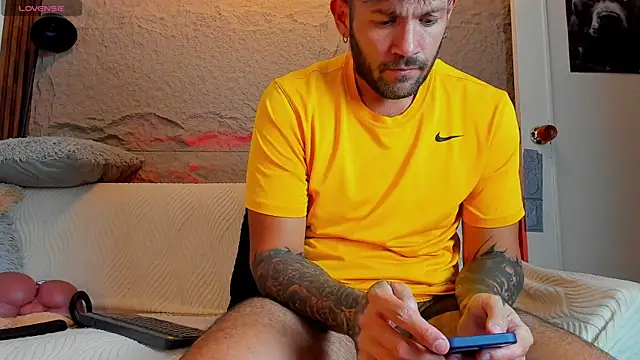 Snapshot of jonathan_rivers chatting on June 5, 2026, 6:35 pm jonathan rivers online show from June 5, 2026, 6:35 pm