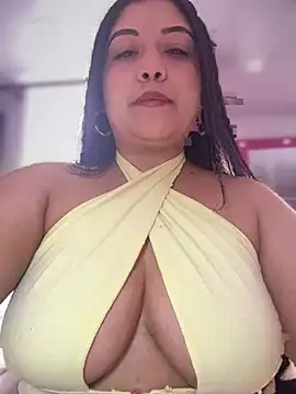 cami ortiz   online show from February 18, 2025, 9:09 pm