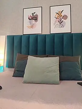 Madisonsmiith online show from March 14, 2026, 8:37 pm