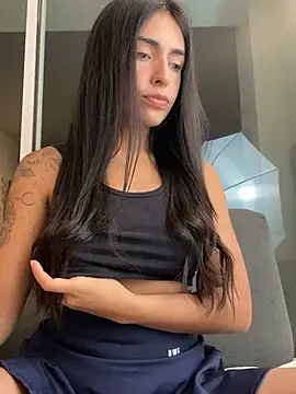 DaphneUwu online show from April 19, 2026, 1:06 am